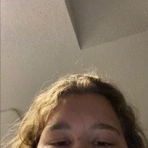 Meet your Posher, Emi lou